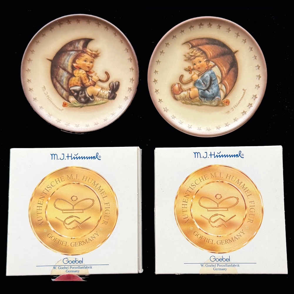 Hummel Miniature Plates • Umbrella Boy & Girl